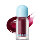 Juicy Berry Plumping Lip Oil é um óleo labial vegan que combina hidratação profunda e brilho intenso sem sensação pegajosa.