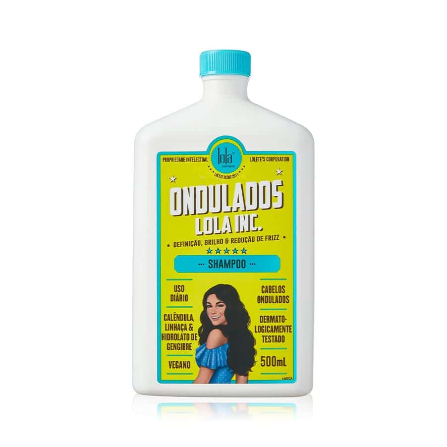 Ondulados Lola Inc. Shampoo 500ml Lola Cosmetics para cabelo ondulado, ajudando a limpar suavemente e preparar as ondas para a definição.