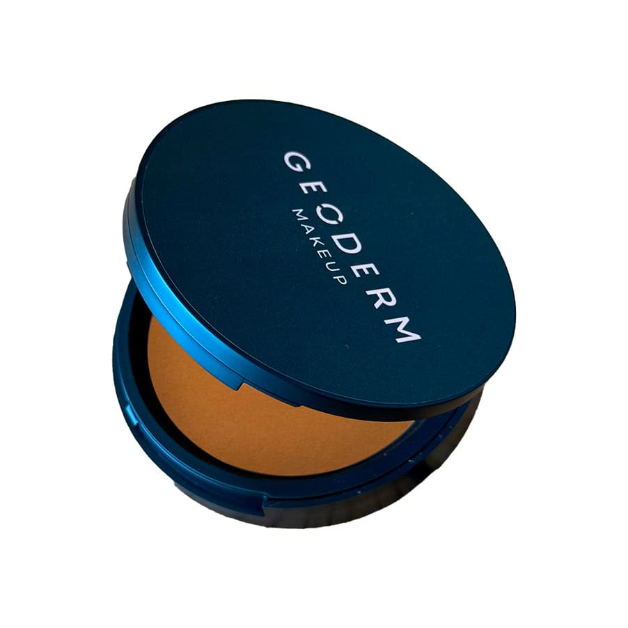 Bronzeador Compacto 10gr Geoderm para realçar o rosto com um acabamento bronzeado natural.