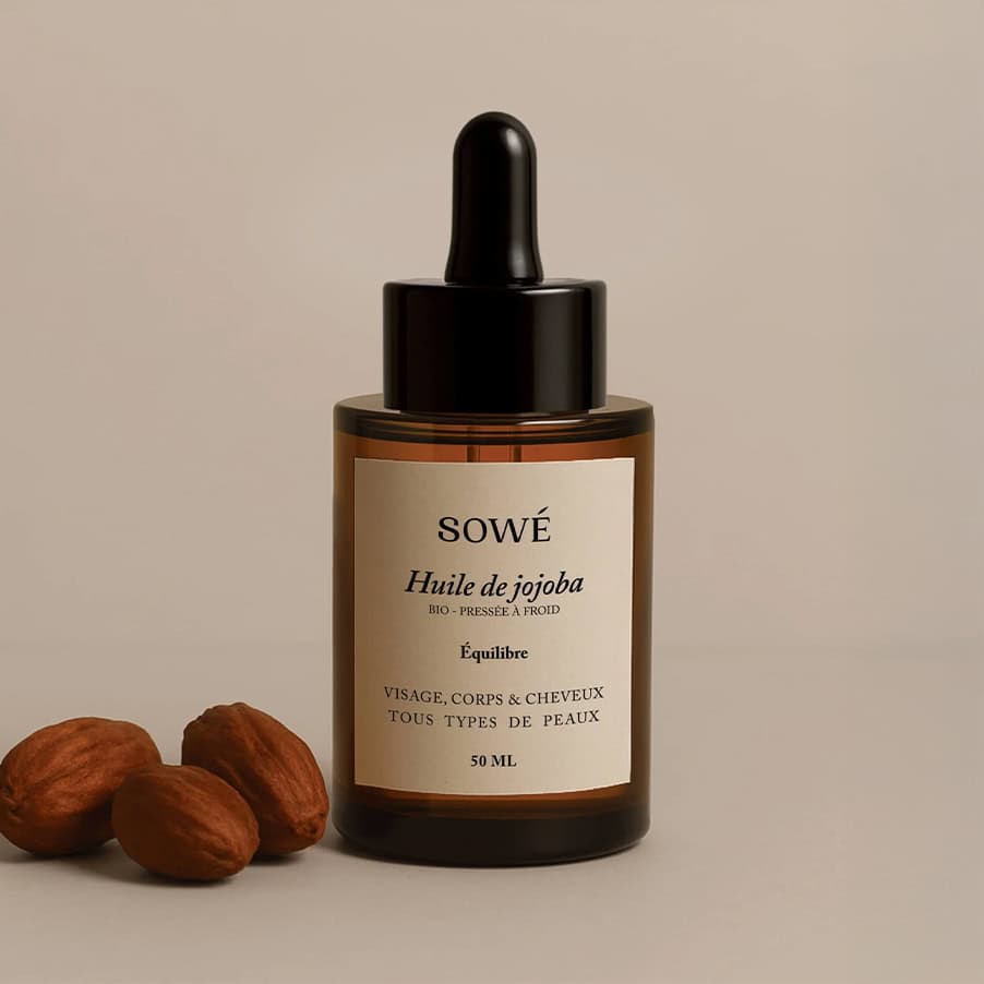 Óleo de Jojoba Bio 50ml Sowé para hidratar e cuidar da pele e do cabelo.