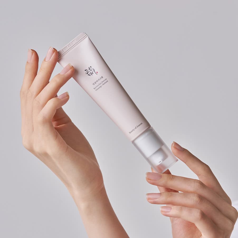Sérum Revive Eye Ginseng + Retinal 30ml Beauty of Joseon para hidratar, suavizar e iluminar o contorno dos olhos.

