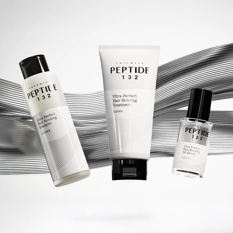 O Pack Peptide 132 Ultra Perfect Hair Bonding da COSRX reúne três passos essenciais para reparar, fortalecer e dar brilho ao teu cabelo. 